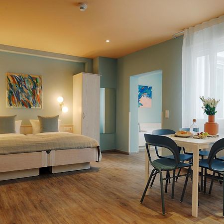 Hotel Kunterbunt In Wuerzburger Innenstadt Esterno foto